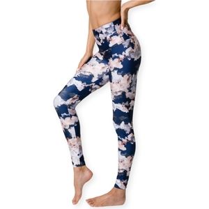 Onzie Yoga Sports High Waisted Leggings Blue Pink Floral Nomad size S - M